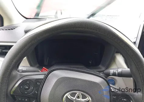 2021 Toyota Corolla Hybrid Le z USA, uszkodzony, nr VIN JTDEAMDE2MJ020394